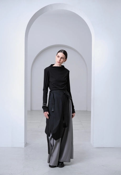 Лонгслив плечики черный